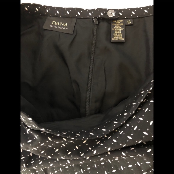 Dana Buchman woman silk blend skirt size 16 - Picture 3 of 3